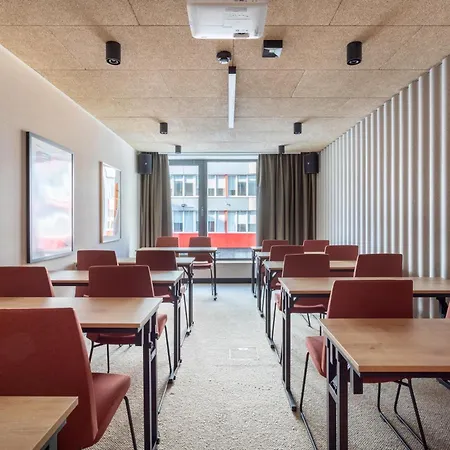 Qubus Hotel