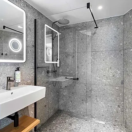 Hotel Qubus 4*